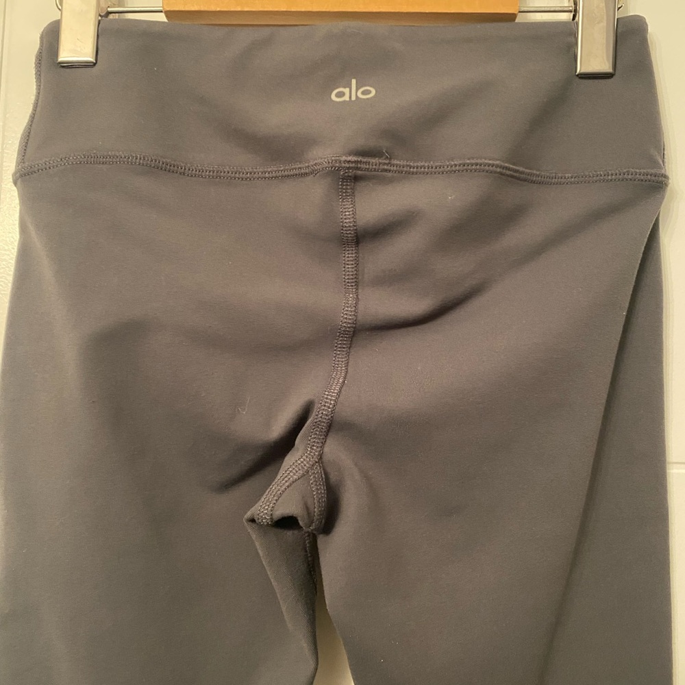 ALO- Grey full length legging - Picture 3 of 5